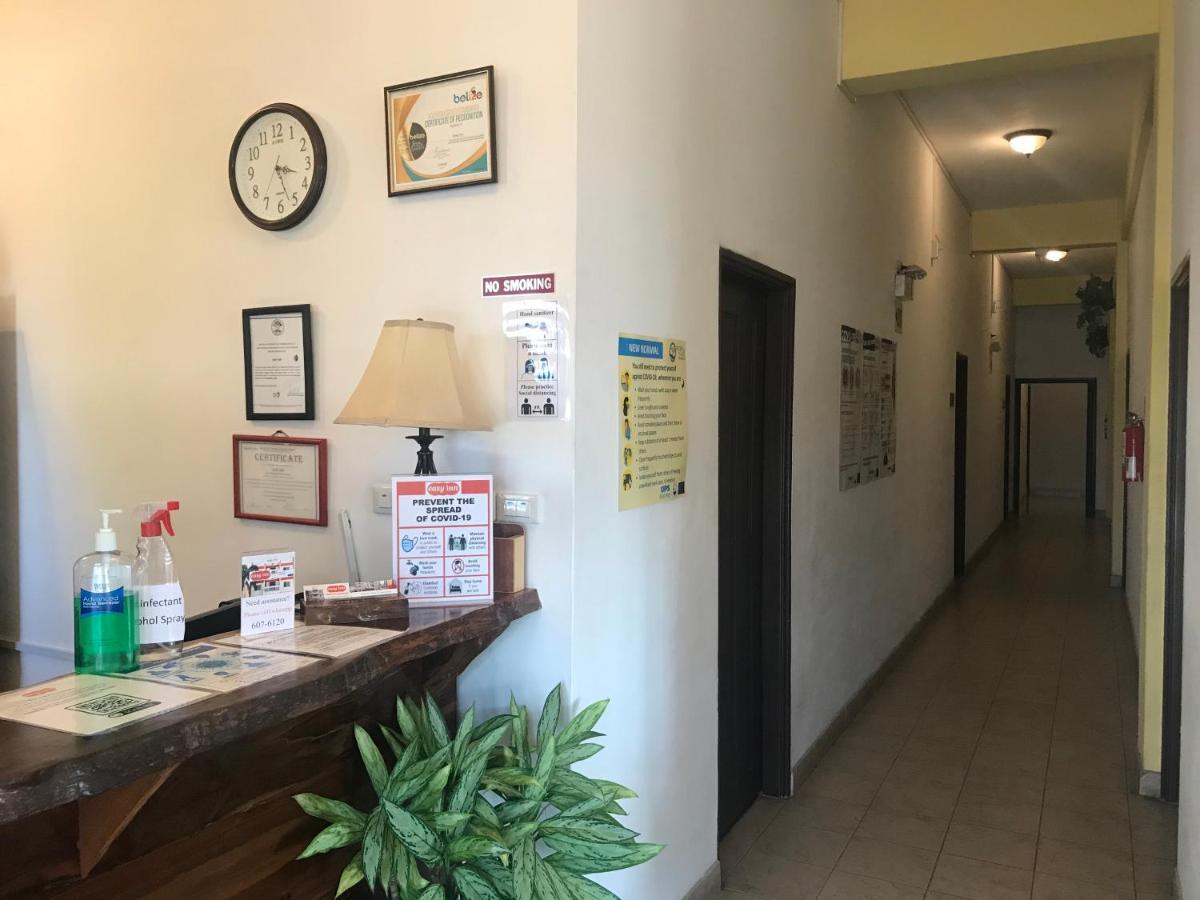 Easy Inn Hotel Белиз Сити Екстериор снимка
