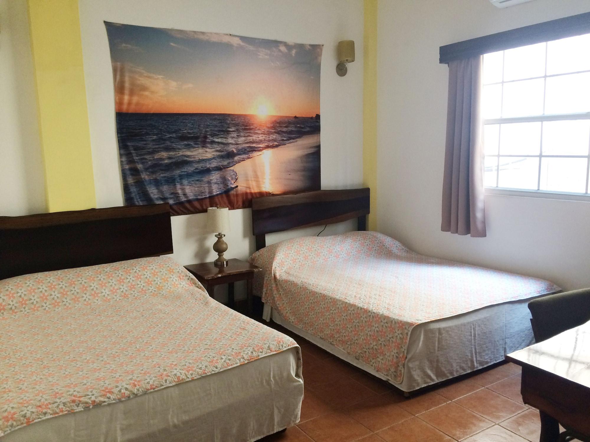 Easy Inn Hotel Белиз Сити Екстериор снимка
