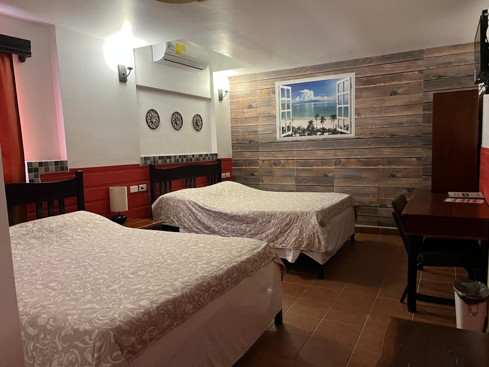 Easy Inn Hotel Белиз Сити Екстериор снимка