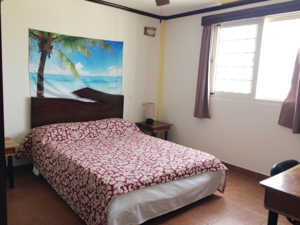 Easy Inn Hotel Белиз Сити Екстериор снимка
